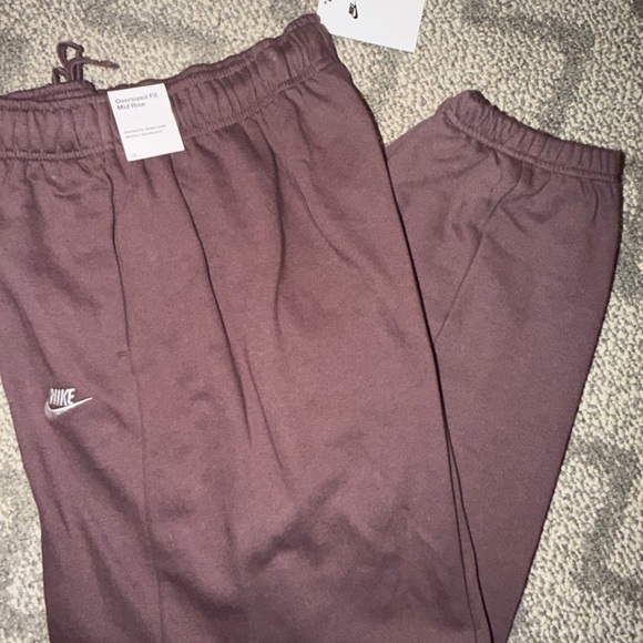 Nike Pants - Nike oversized fit mid rise Sweatpants